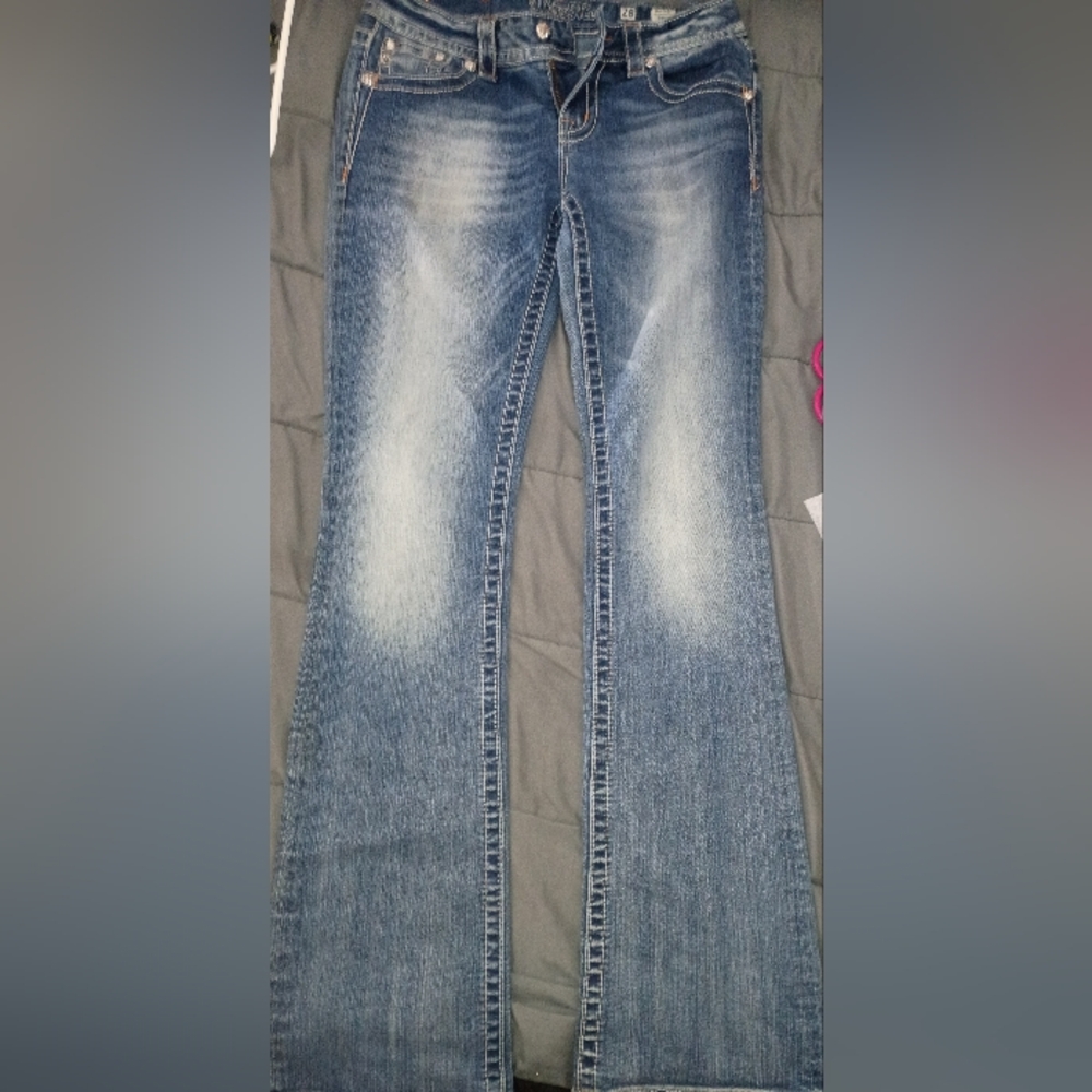 Miss Me Flare Jeans in Faded Blue